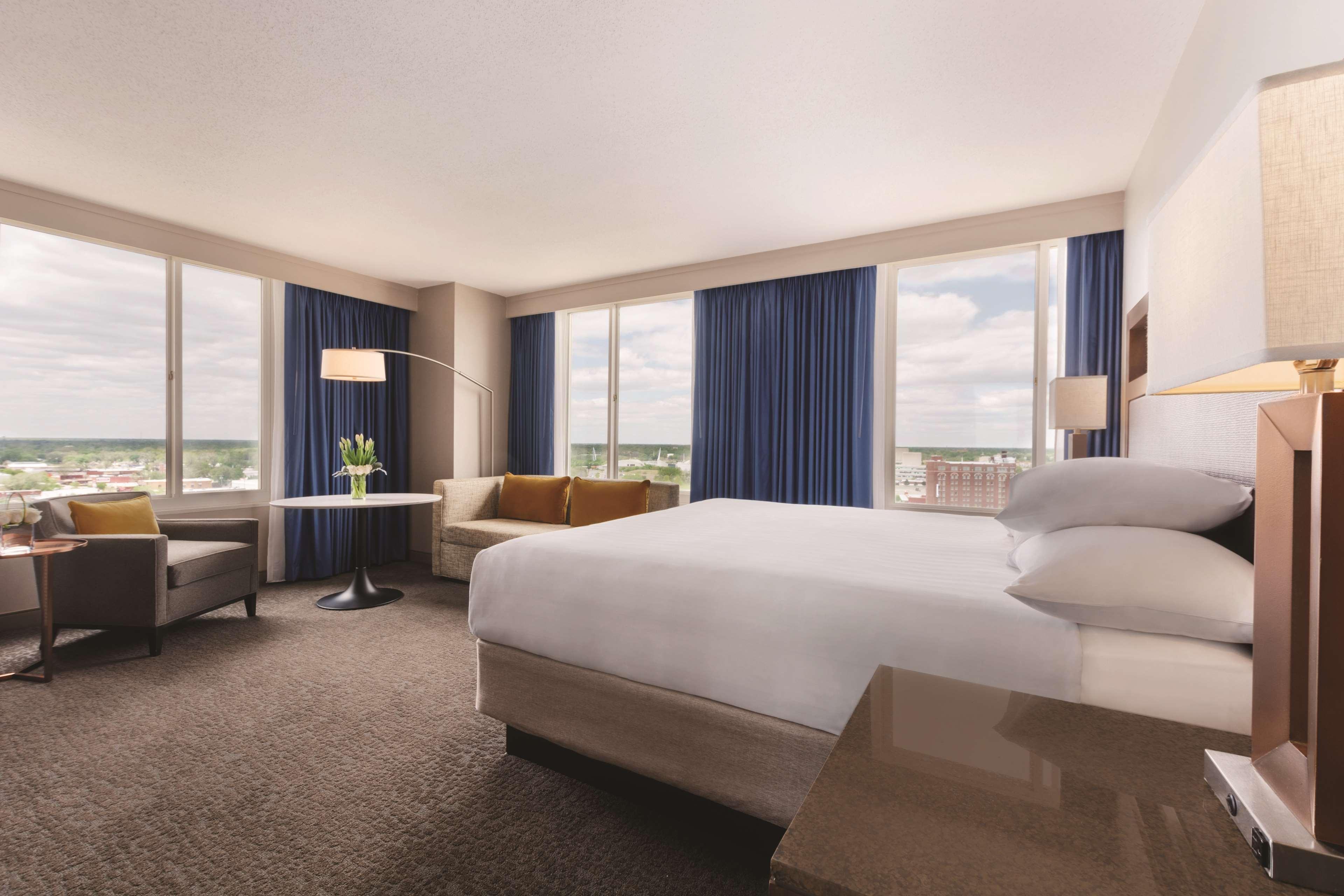 Hyatt Regency Wichita Hotel Exterior photo